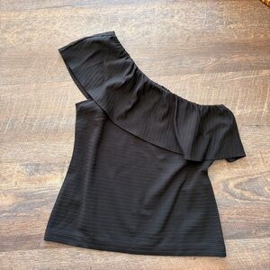 Ann Taylor NWT Black One-Shoulder Ribbed Ruffle Top – Petite Medium